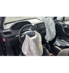 Ecran GPS PEUGEOT 208 1