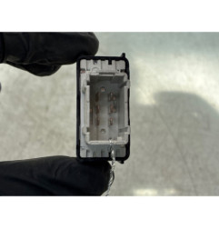 Interrupteur de leve vitre avant droit PEUGEOT 208 1
