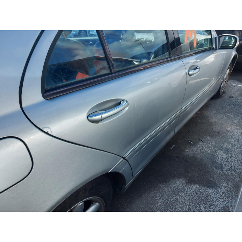 Pare choc avant MERCEDES CLASSE C 203 Photo n°13
