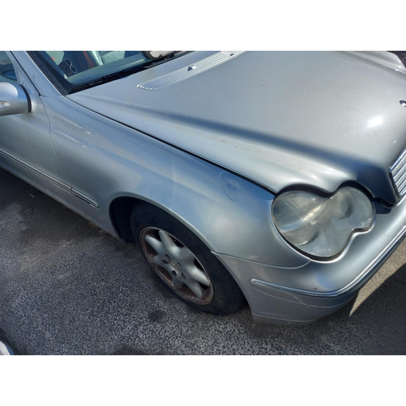 Pare choc avant MERCEDES CLASSE C 203 Photo n°18