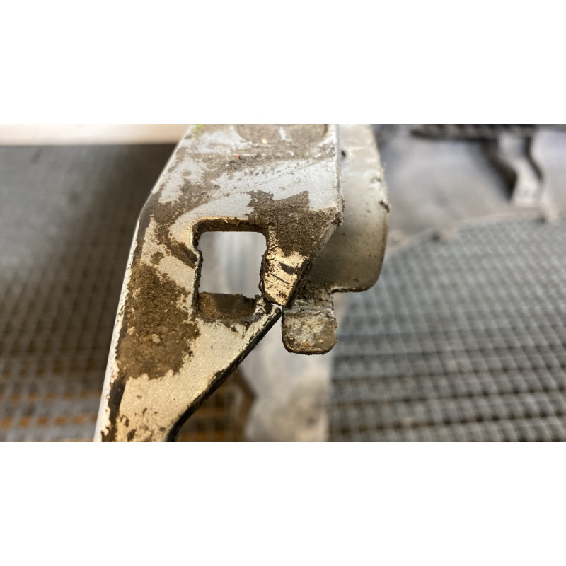 Pare choc arriere PEUGEOT 407 Photo n°8
