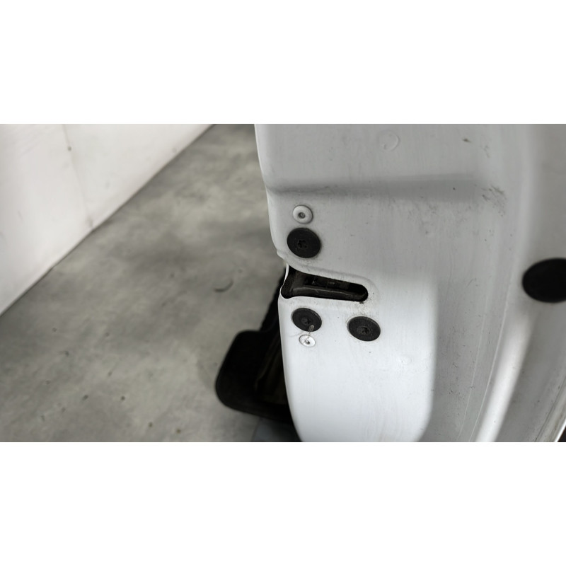 Porte avant droit RENAULT CLIO 3 Photo n°4