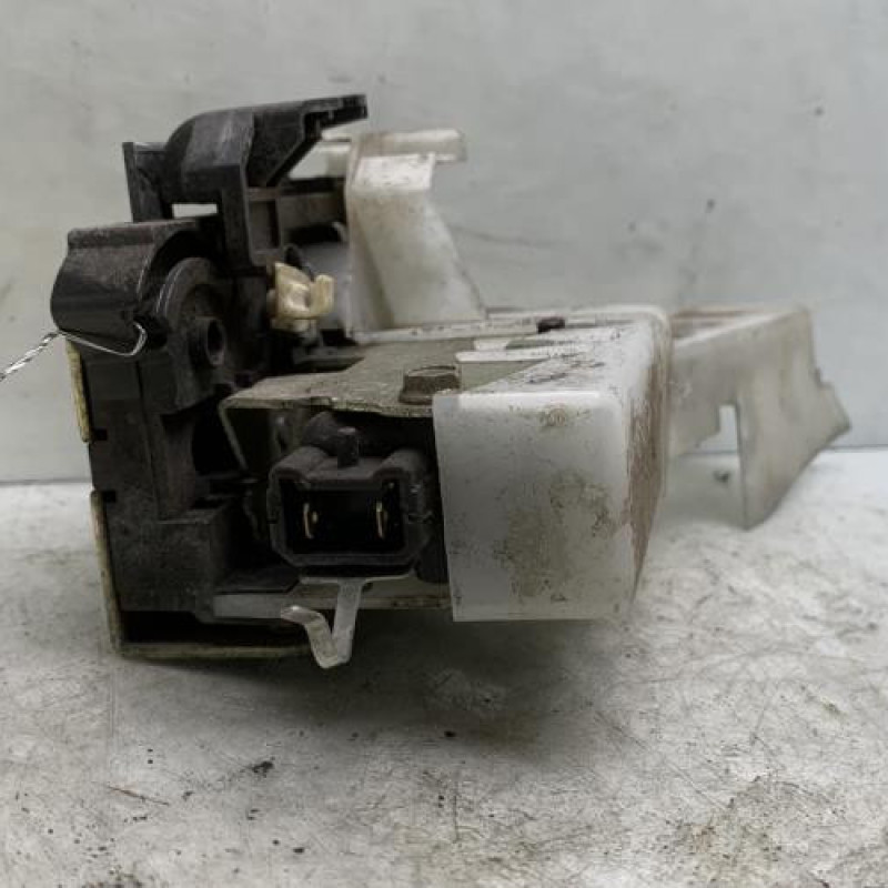 Serrure avant droit RENAULT CLIO 2 Photo n°3