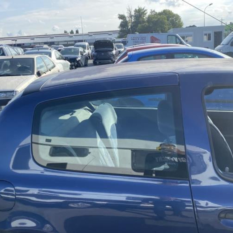 Serrure avant droit RENAULT CLIO 2 Photo n°12