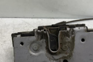 Serrure avant droit FIAT GRANDE PUNTO