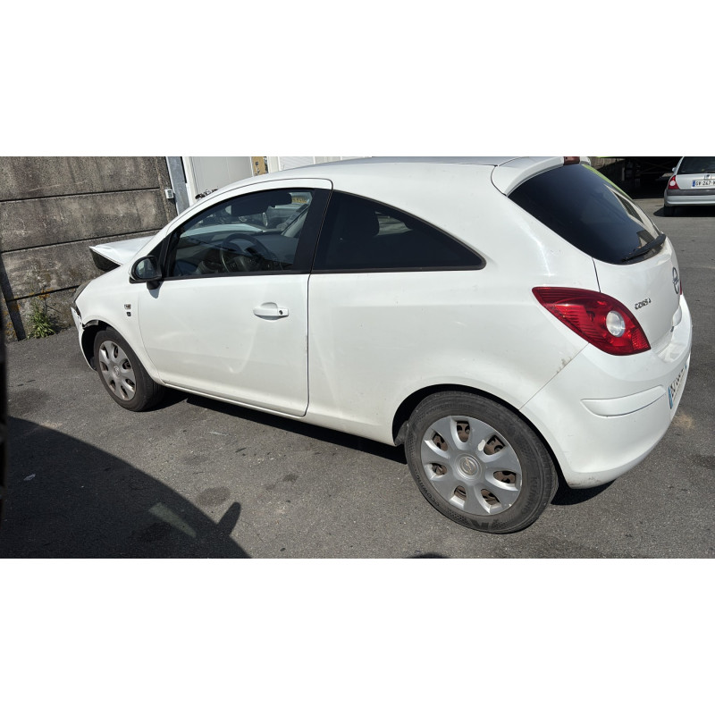 Alternateur OPEL CORSA D Photo n°9