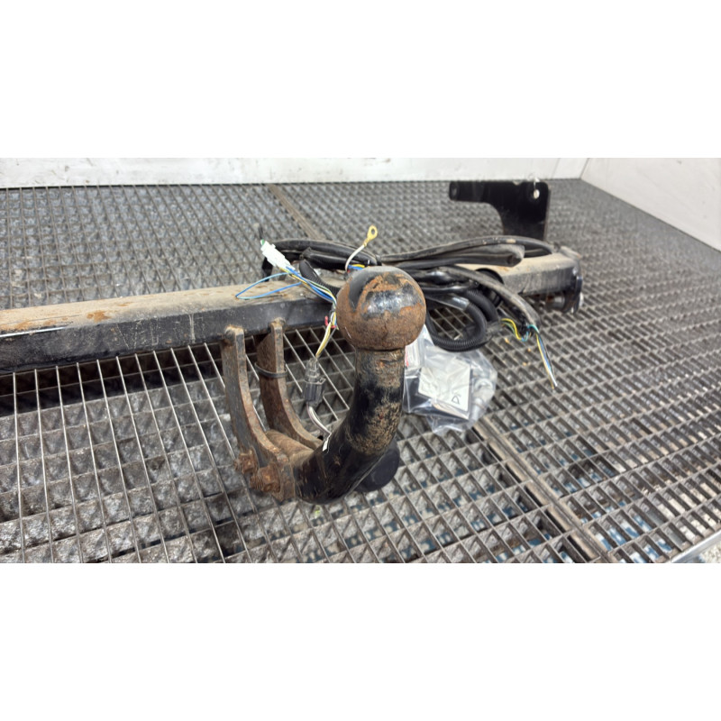 Attelage (boule de remorquage) RENAULT MEGANE 4 Photo n°3