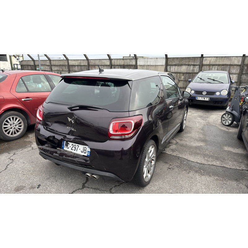 Feu diurne avant droit DS DS3 Photo n°8