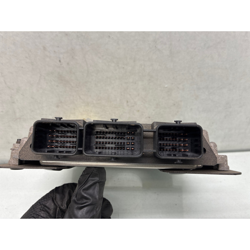Calculateur moteur CITROEN C4 PICASSO 1 Photo n°3