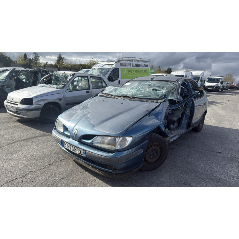 Interrupteur de leve vitre avant gauche RENAULT MEGANE 1 Photo n°19