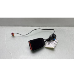 Attache ceinture arriere gauche OPEL MERIVA B