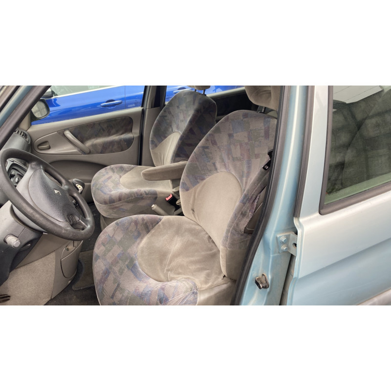Vitre arriere droit CITROEN XSARA PICASSO Photo n°15