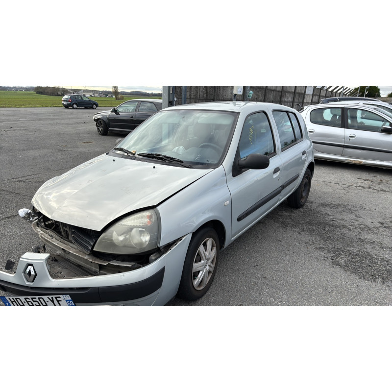 Feu arriere principal gauche (feux) RENAULT CLIO 2 Photo n°4