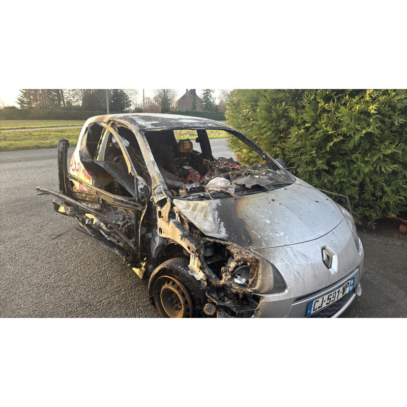 Calculateur RENAULT TWINGO 2 Photo n°4