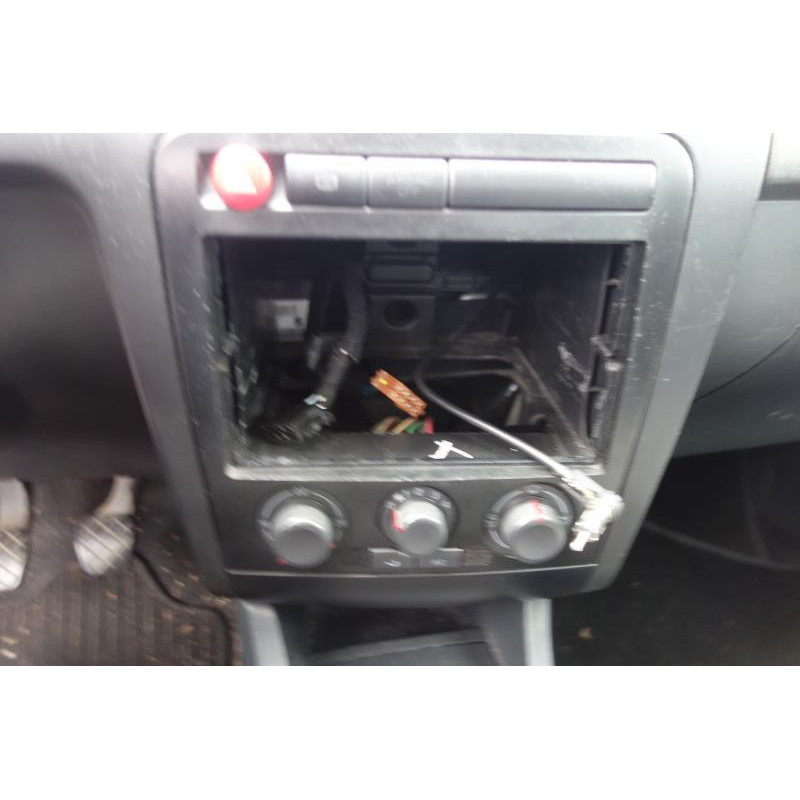 Pare choc arriere SEAT CORDOBA 2 Photo n°9