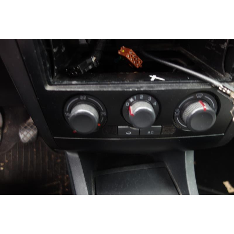 Pare choc arriere SEAT CORDOBA 2 Photo n°13