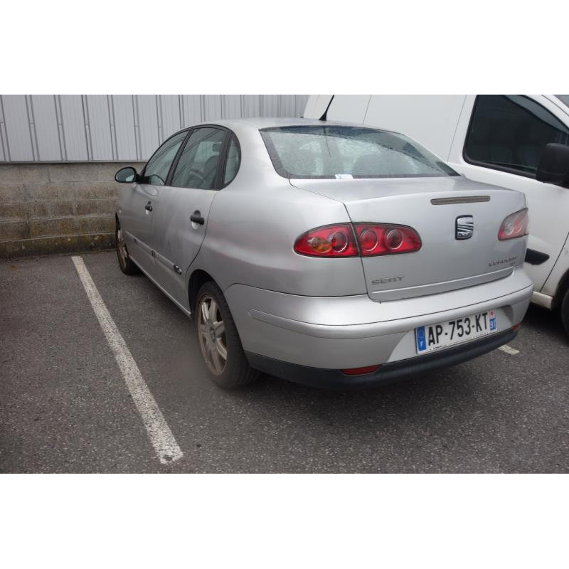 Pare choc arriere SEAT CORDOBA 2 Photo n°14
