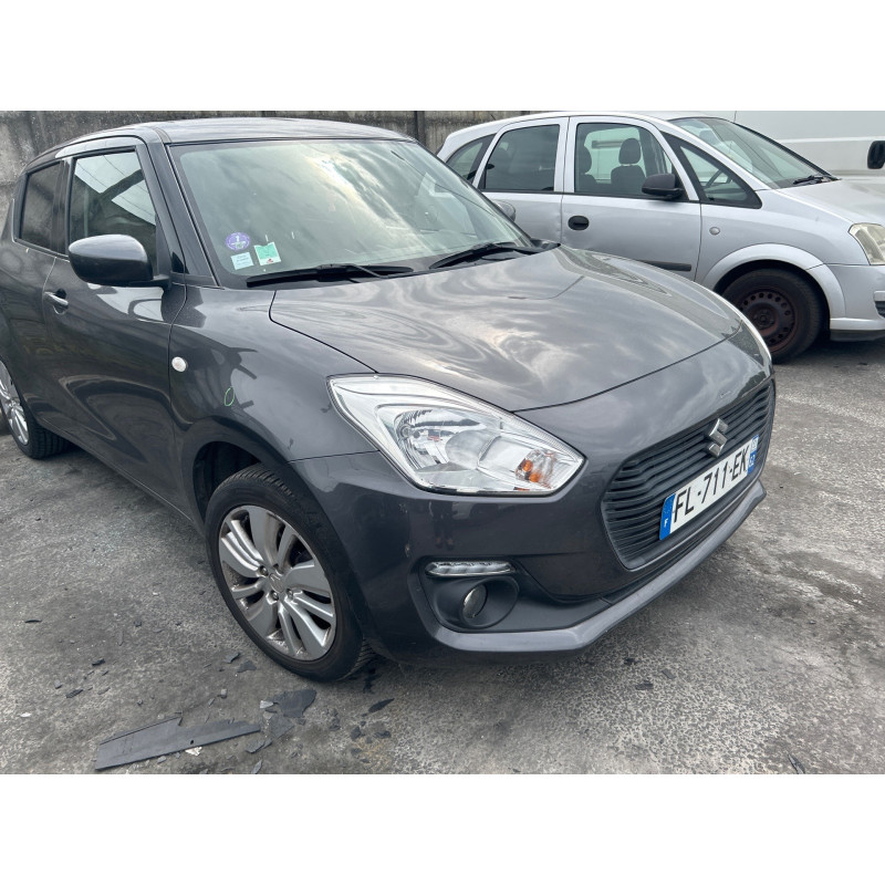 SUZUKI SWIFT 5 1.2i - 16V Photo n°3