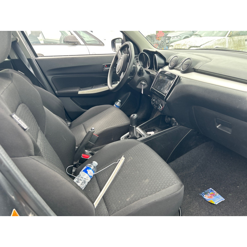 SUZUKI SWIFT 5 1.2i - 16V Photo n°15