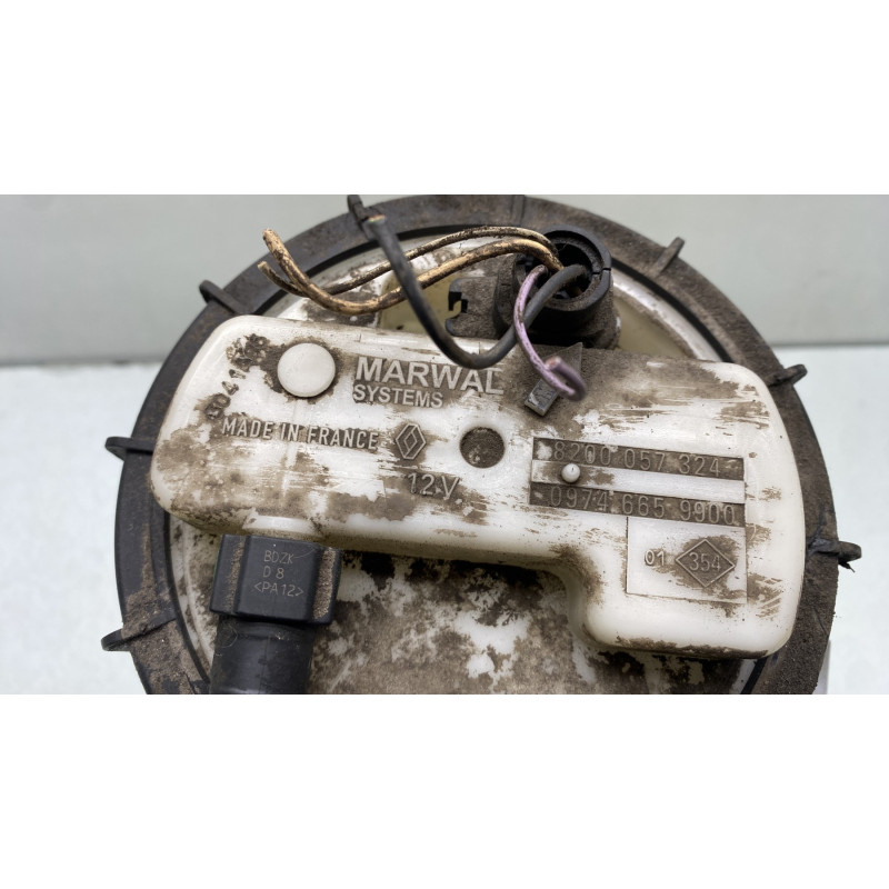 Pompe à carburant RENAULT CLIO 2 Photo n°2