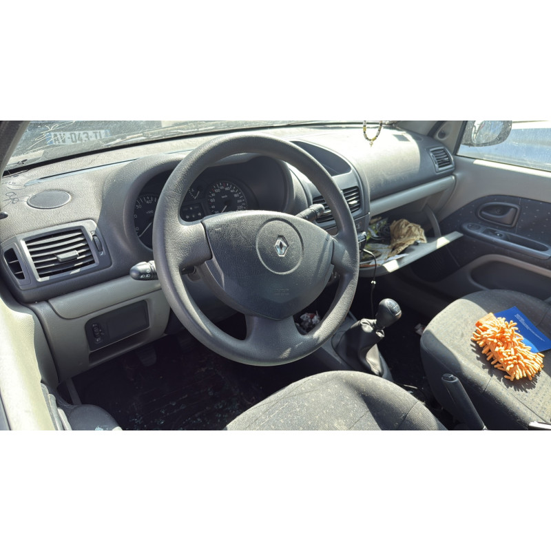 Pompe à carburant RENAULT CLIO 2 Photo n°9