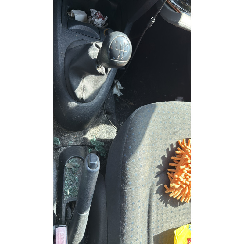 Pompe à carburant RENAULT CLIO 2 Photo n°11