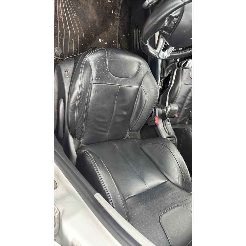 PEUGEOT 2008 1 PHASE 1 1.6 HDI - 8V TURBO Photo n°12