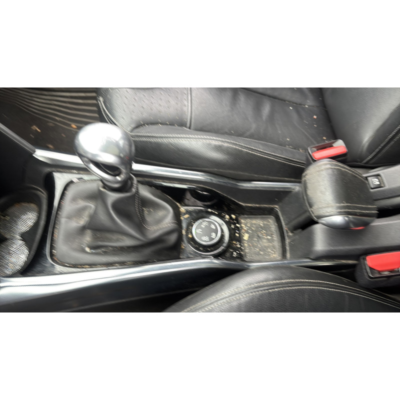 PEUGEOT 2008 1 PHASE 1 1.6 HDI - 8V TURBO Photo n°20