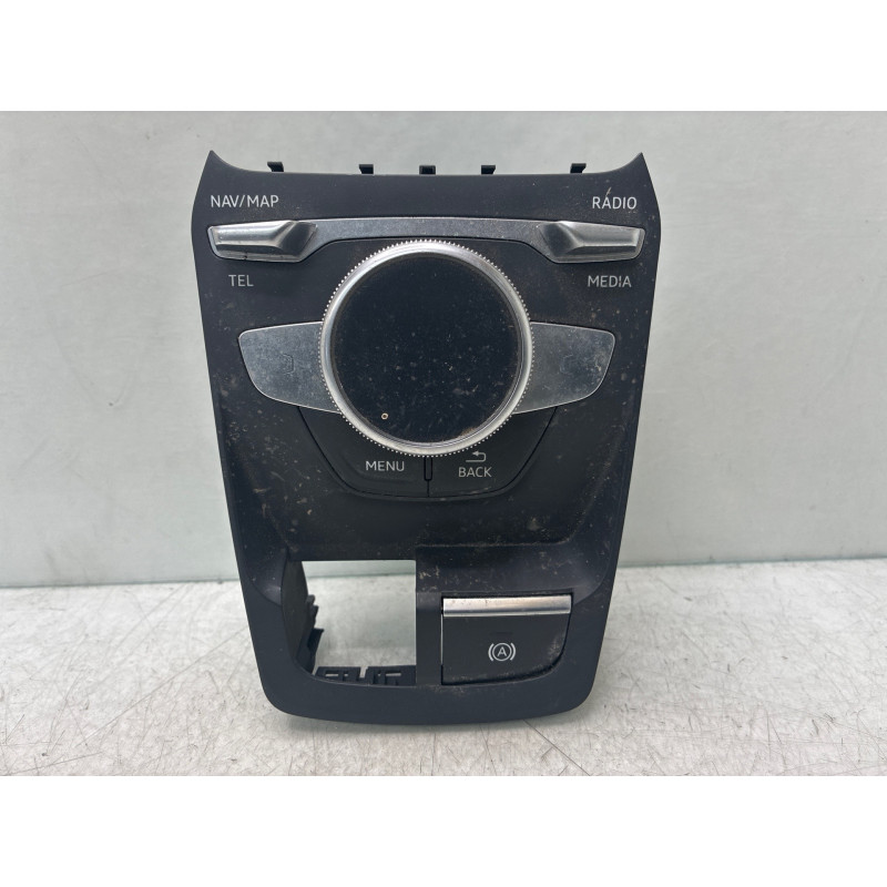 Commande GPS AUDI Q2 Photo n°8