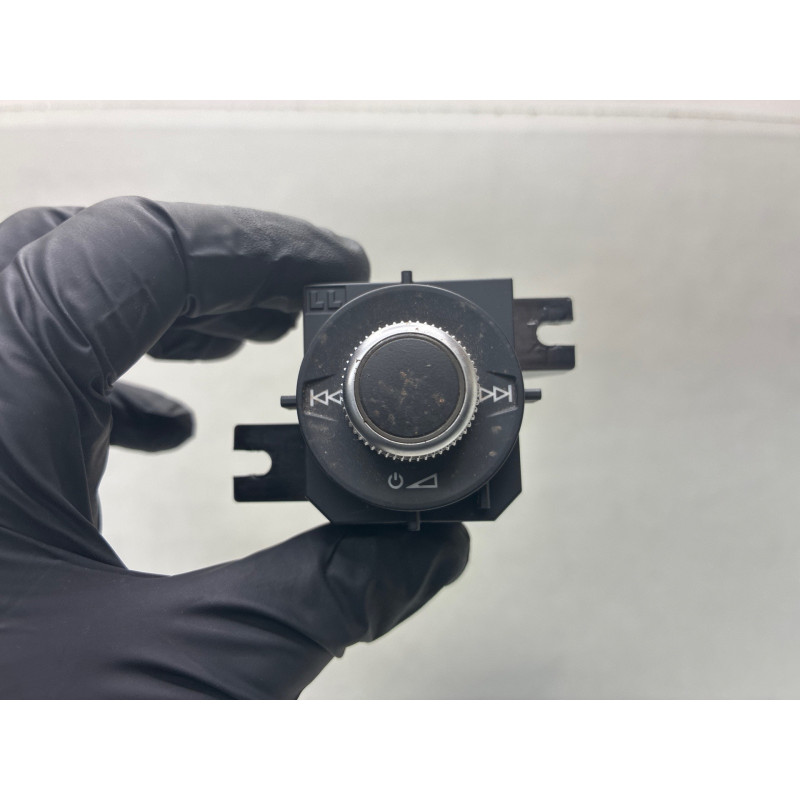 Commande GPS AUDI Q2 Photo n°9