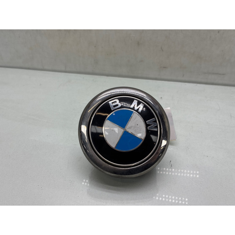 Bouton de coffre BMW SERIE 1 F20 Photo n°1