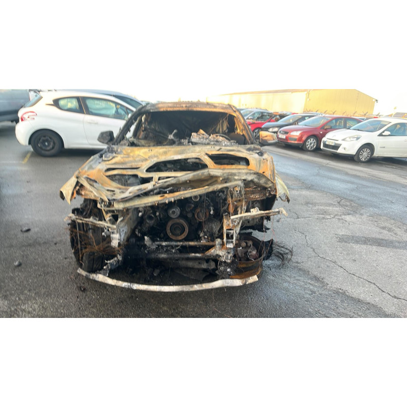 Bouton de coffre BMW SERIE 1 F20 Photo n°4
