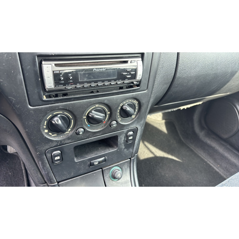 Vitre arriere gauche CITROEN XSARA Photo n°19
