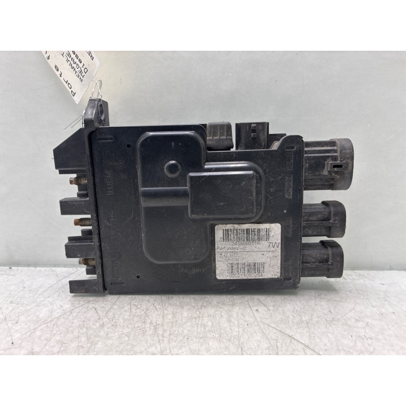 Porte fusible RENAULT MEGANE 3 Photo n°1