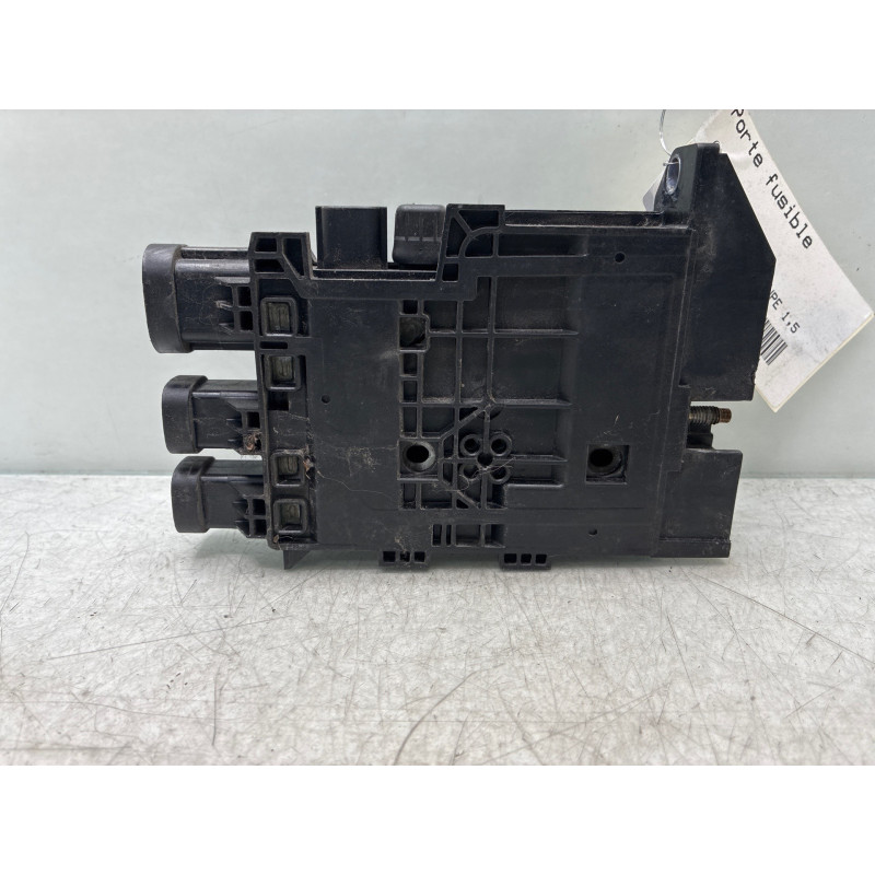 Porte fusible RENAULT MEGANE 3 Photo n°6