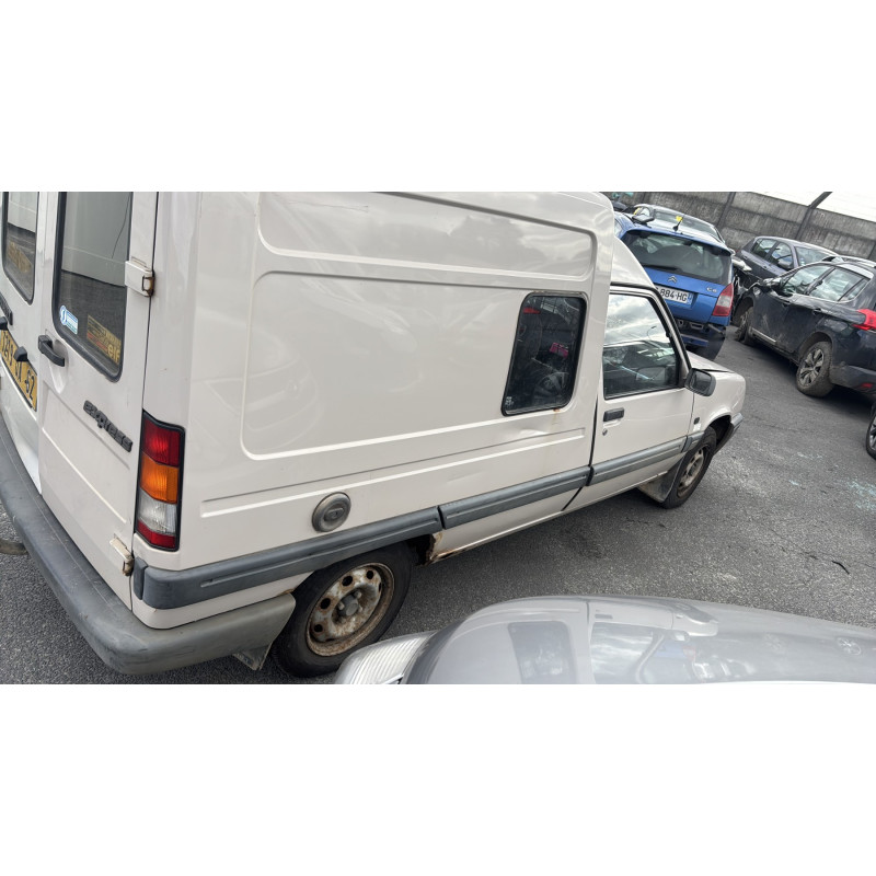 Cremaillere assistee RENAULT EXPRESS Photo n°11