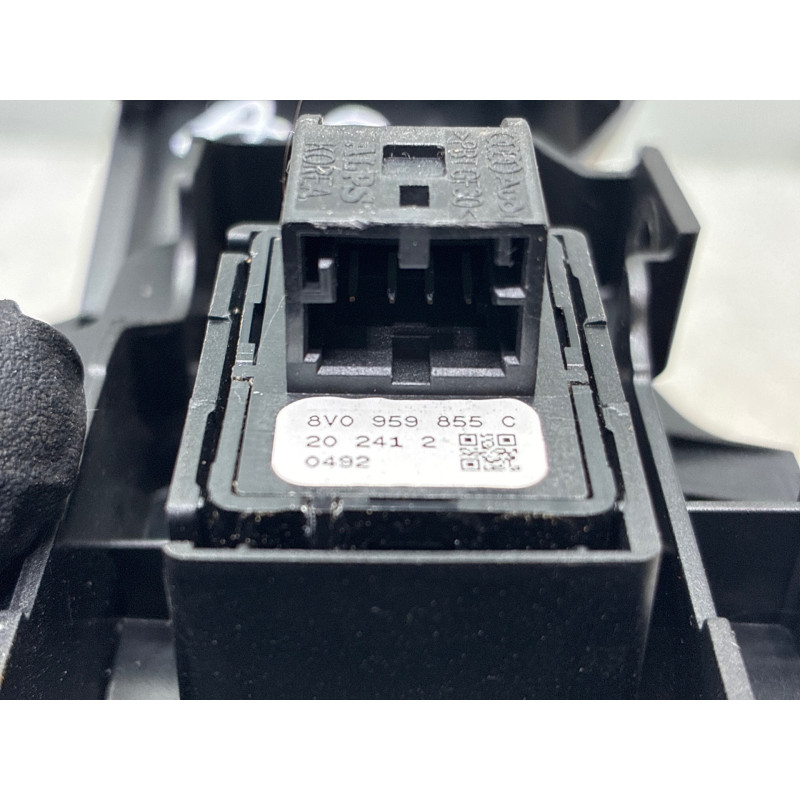 Interrupteur de leve vitre arriere droit AUDI Q2 Photo n°4