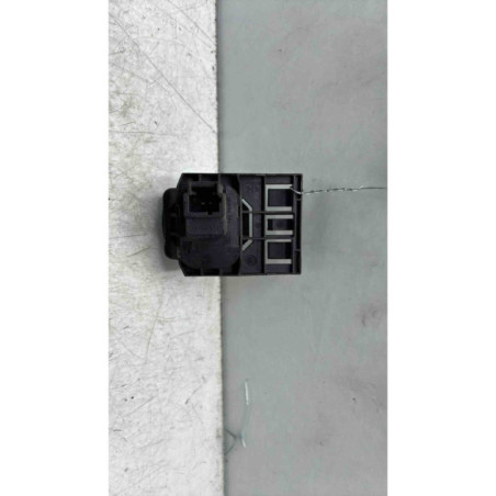 Bouton de coffre PEUGEOT 407