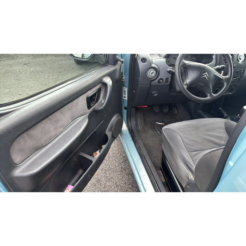 Feu arriere stop central CITROEN BERLINGO 1 Photo n°18