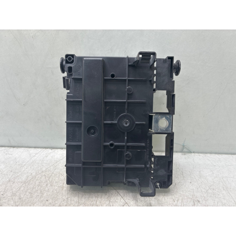 Boitier servitude moteur (BSM) PEUGEOT 3008 1 Photo n°3