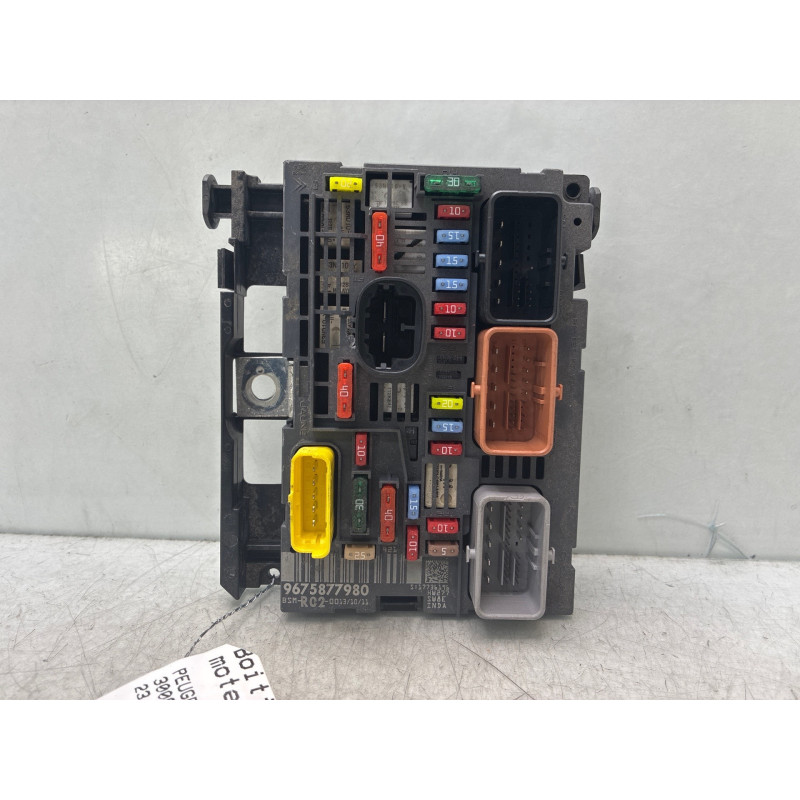 Boitier servitude moteur (BSM) PEUGEOT 3008 1 Photo n°4