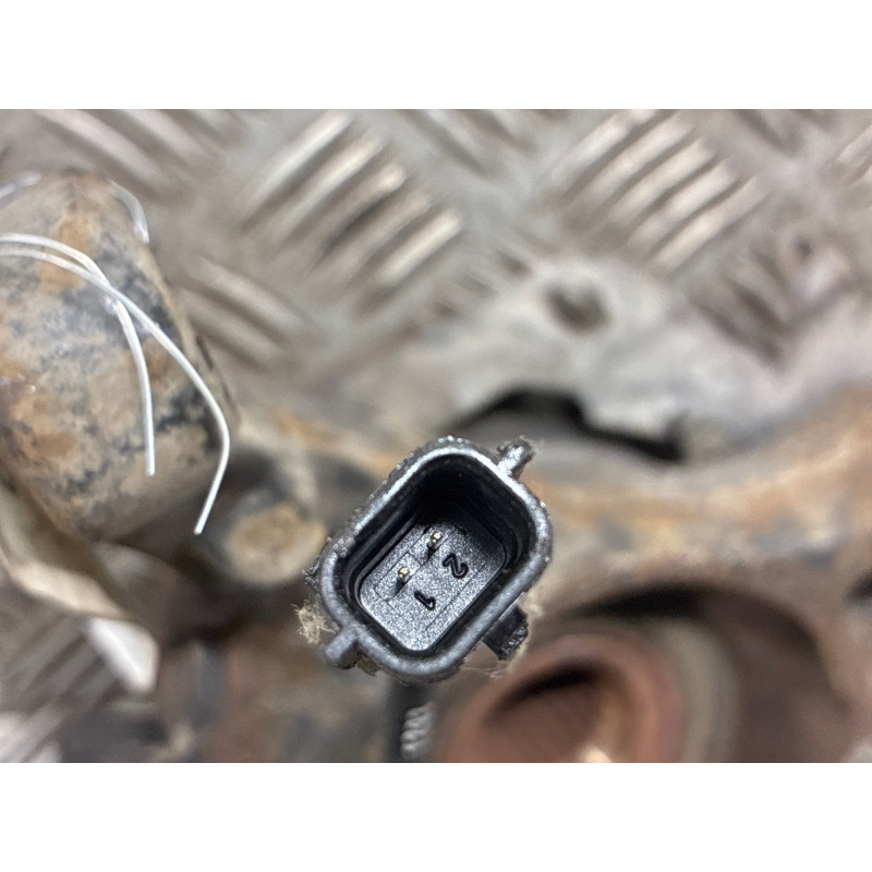 Pivot de moyeu avant droit RENAULT CAPTUR 1 Photo n°1