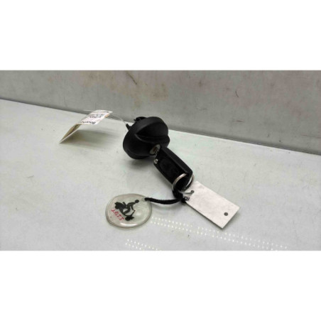 Bouchon de carburant CITROEN C3 2 Photo n°1