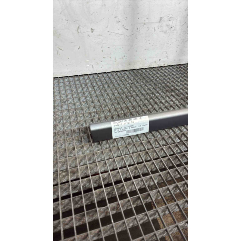 Baguette de porte avant droite RENAULT CLIO 3 Photo n°4