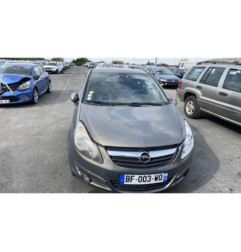 Bouton de coffre OPEL CORSA D