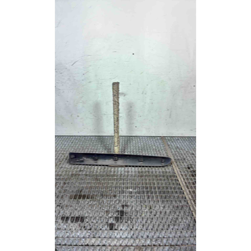 Baguette de porte arriere droite RENAULT CLIO 2 Photo n°1