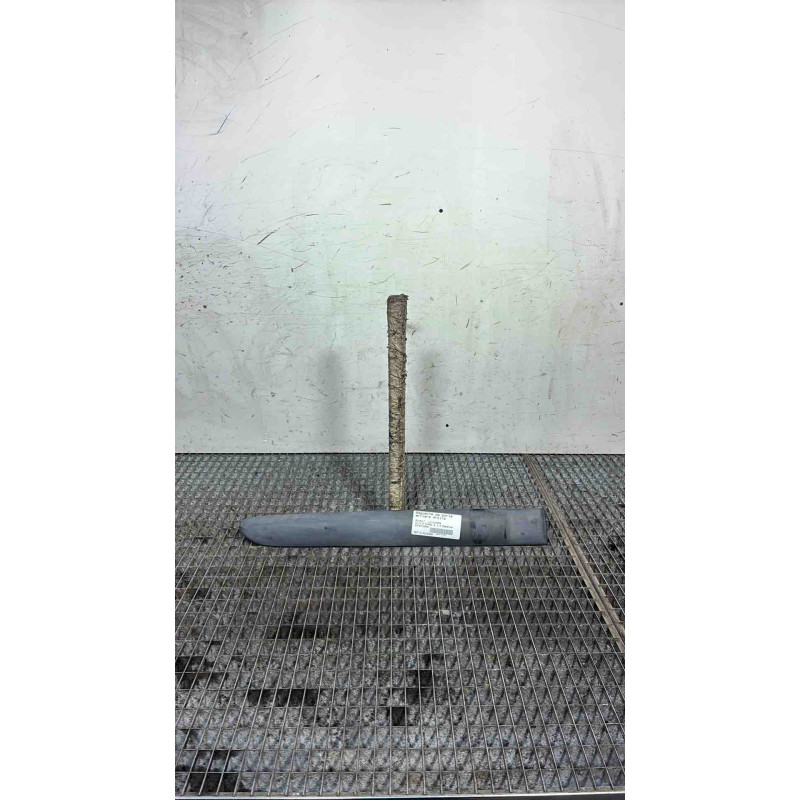 Baguette de porte arriere droite RENAULT CLIO 2 Photo n°4
