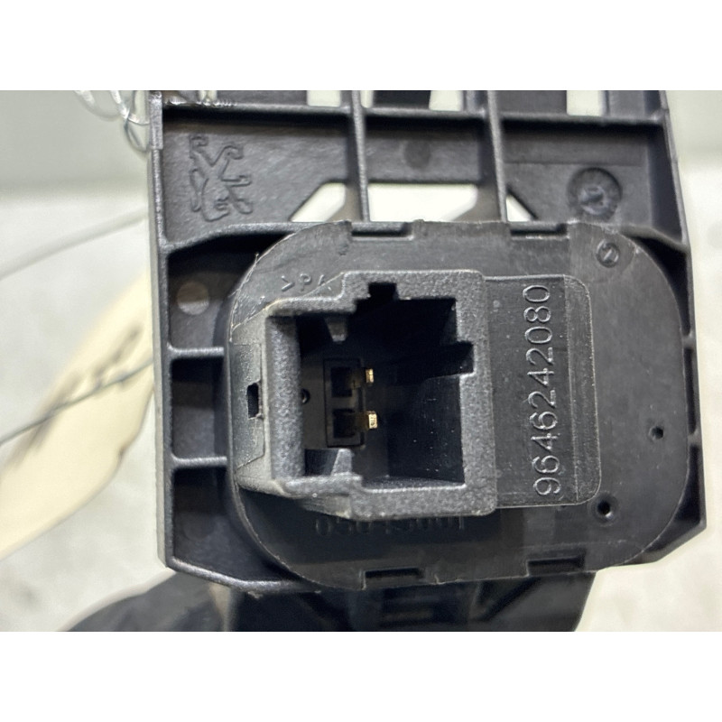 Bouton de coffre PEUGEOT 607 Photo n°3