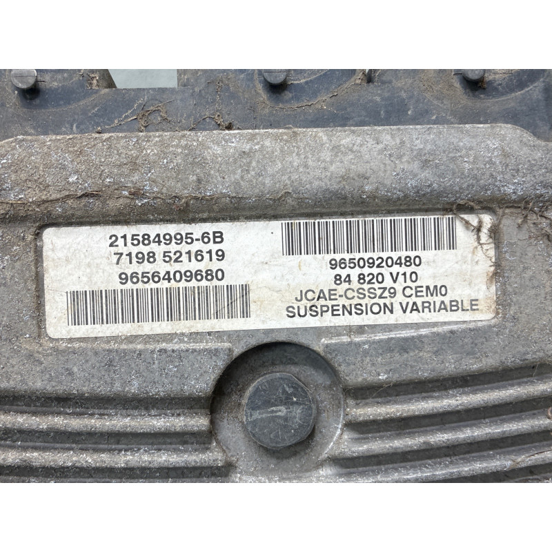 Calculateur moteur PEUGEOT 607 Photo n°2