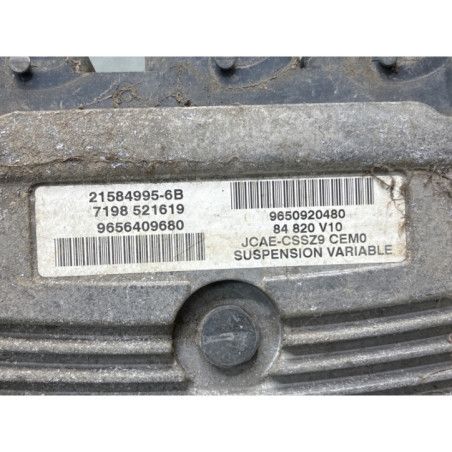 Calculateur moteur PEUGEOT 607
